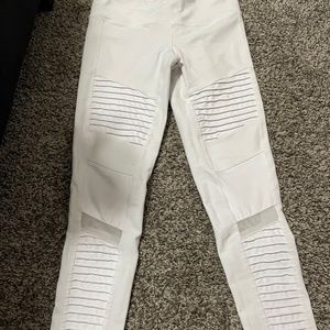 Alo yoga motto pants